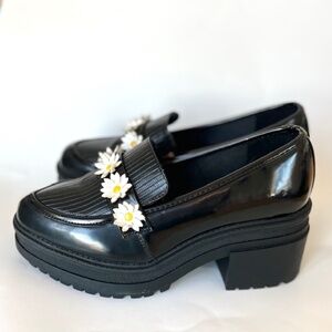 ASOS Design Wide Fit Simone Daisy Chunky Heel Platform Loafers Size 8 Wide